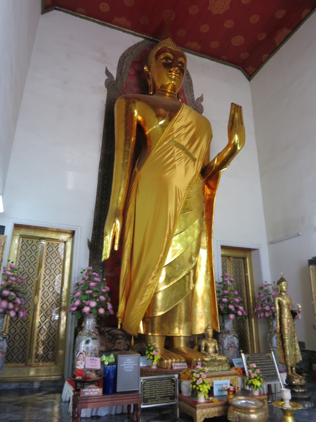 Phra Buddha Lokanat, Rear Portico, The East Assembly Hall