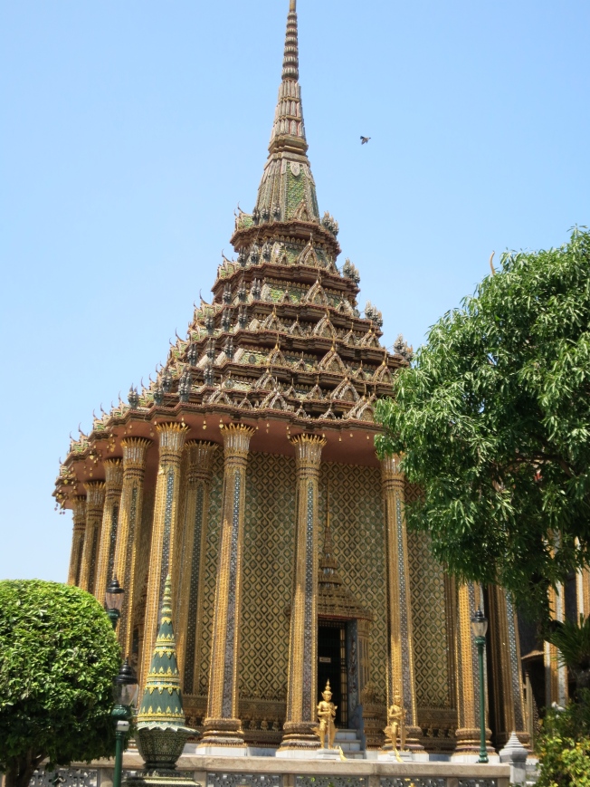 Prasat Phra Dhepbidorn, The Royal Pantheon
